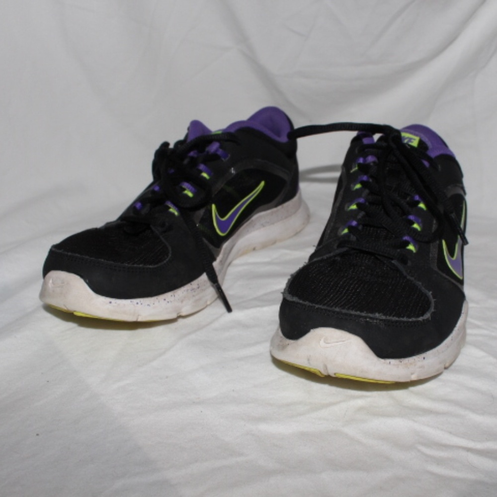 Nike training shoe